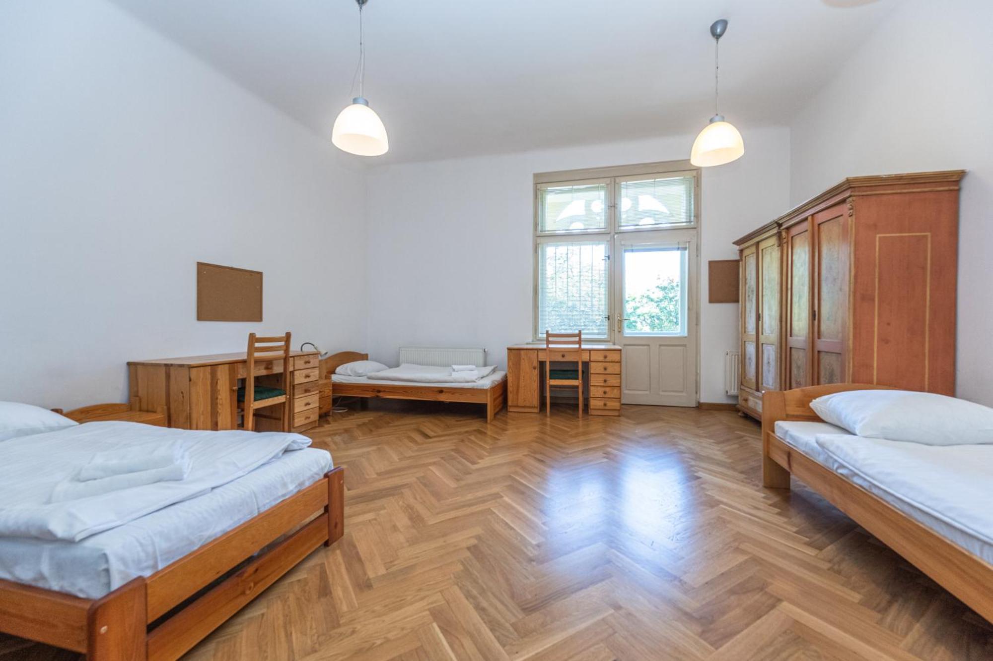 Jiriho Z Podebrad Apartments Prague Extérieur photo